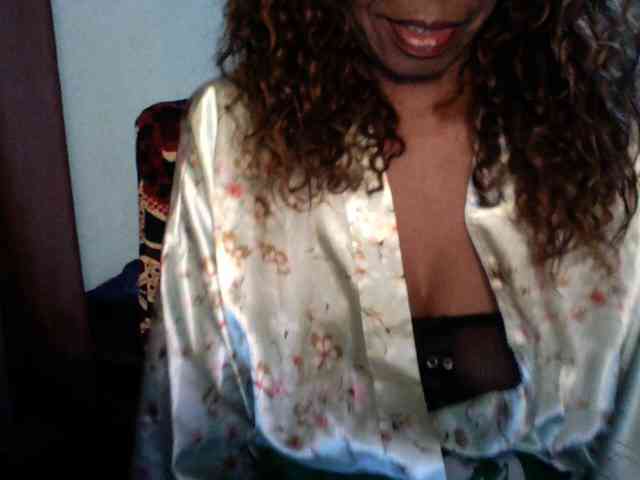 Famelapine webcam