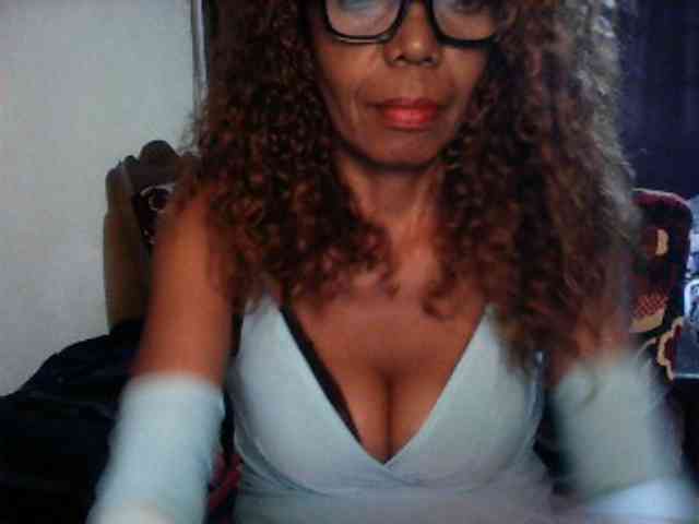 Famelapine webcam