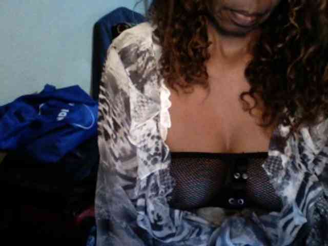 Famelapine webcam