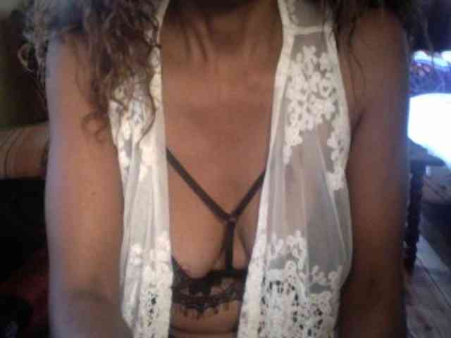 Famelapine webcam