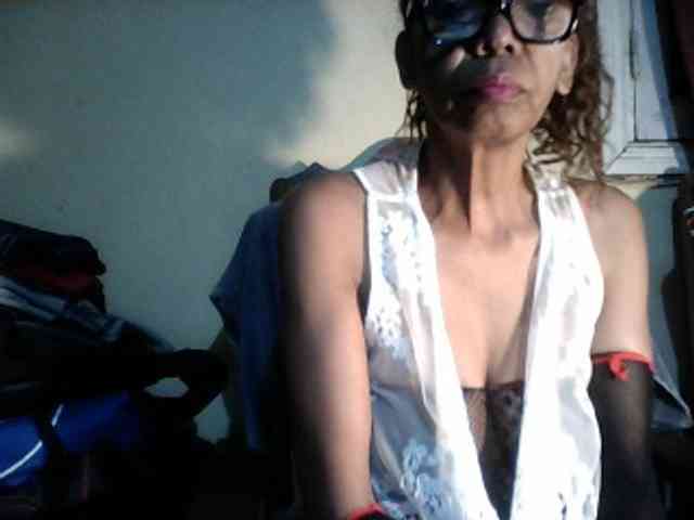 Famelapine webcam