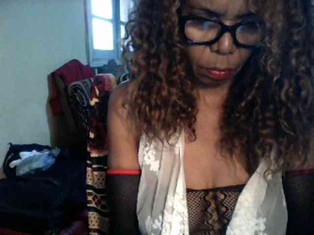 Famelapine webcam