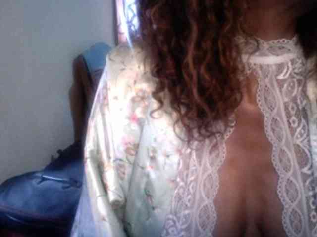 Famelapine webcam