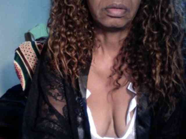 Famelapine webcam