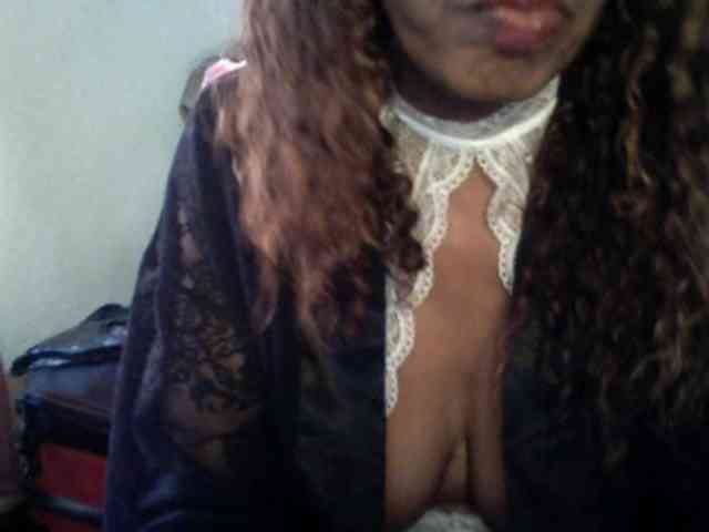 Famelapine webcam