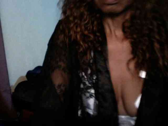 Famelapine webcam