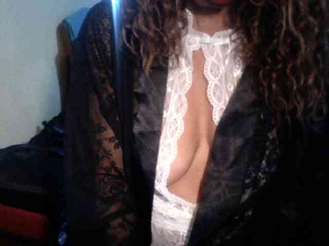 Famelapine webcam