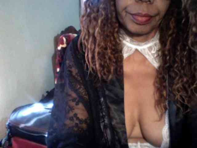 Famelapine webcam