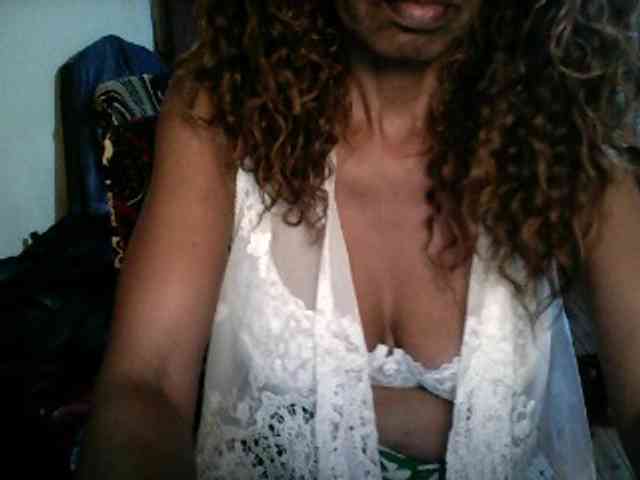 Famelapine webcam