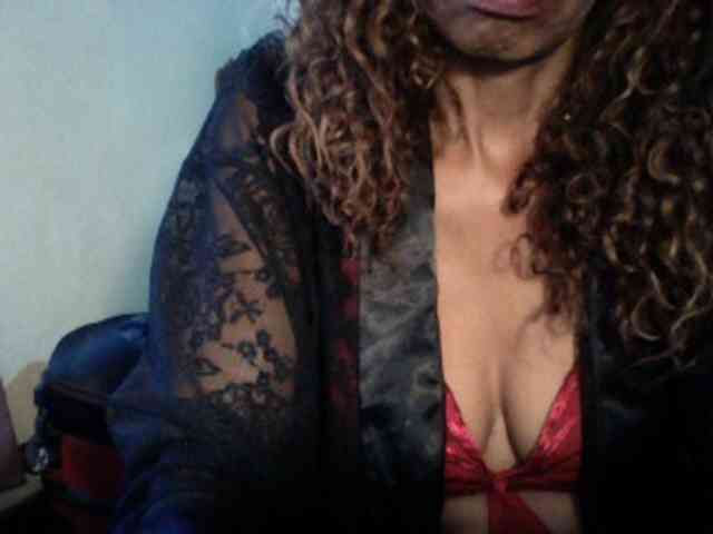 Famelapine webcam
