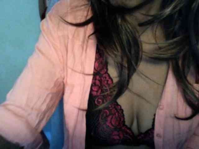Famelapine webcam