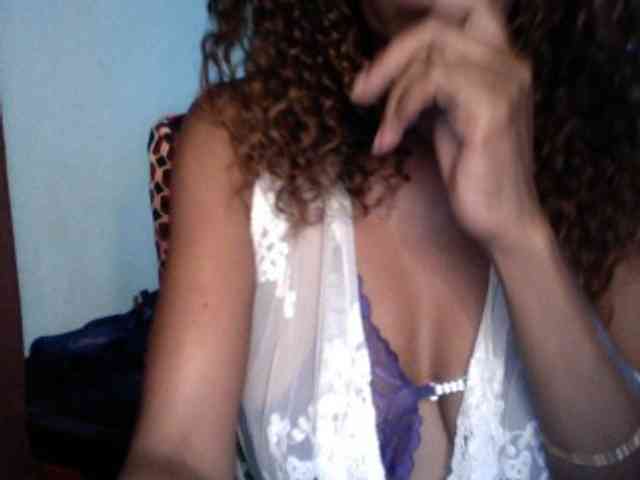 Famelapine webcam