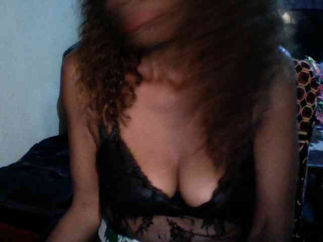 Famelapine webcam