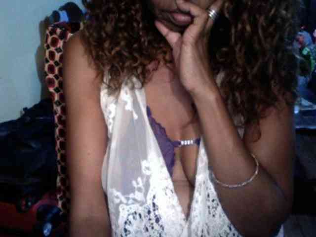 Famelapine webcam