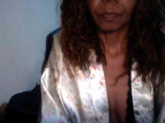 Famelapine webcam