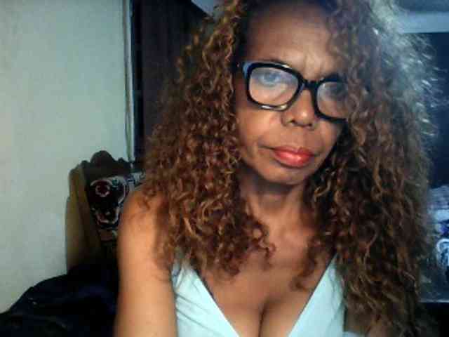 Famelapine webcam