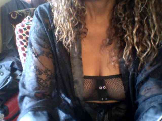 Famelapine webcam