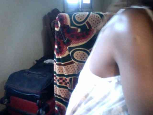 Famelapine webcam