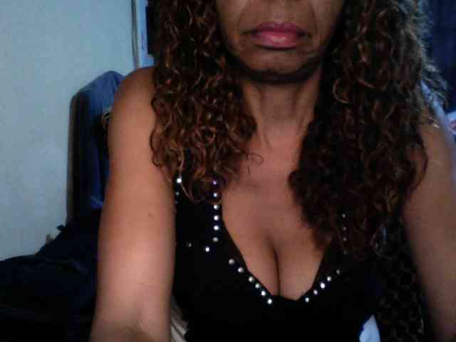 Famelapine webcam