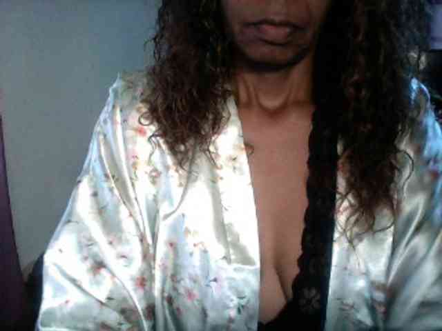 Famelapine webcam