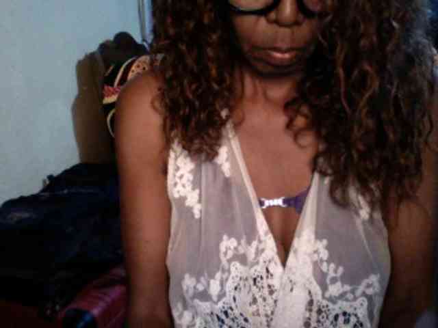 Famelapine webcam