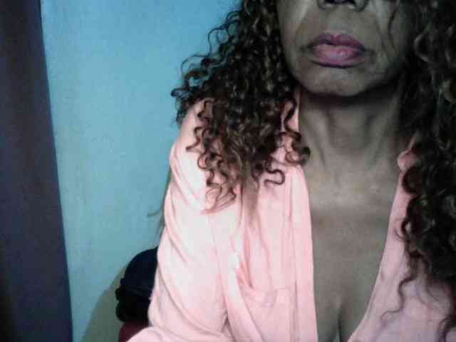Famelapine webcam