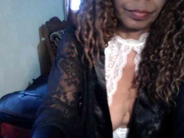 Famelapine webcam