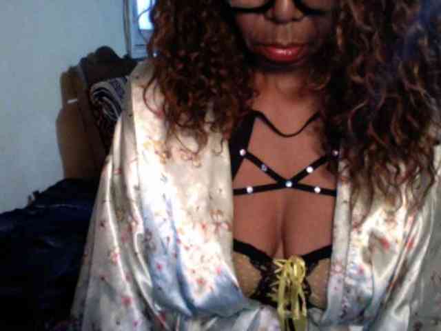Famelapine webcam