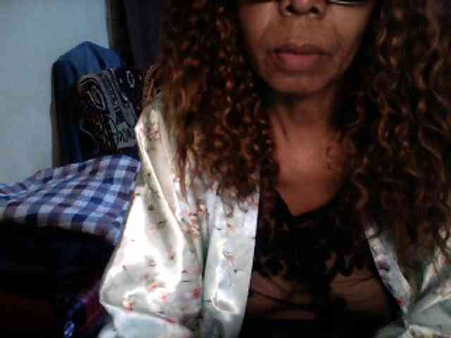Famelapine webcam