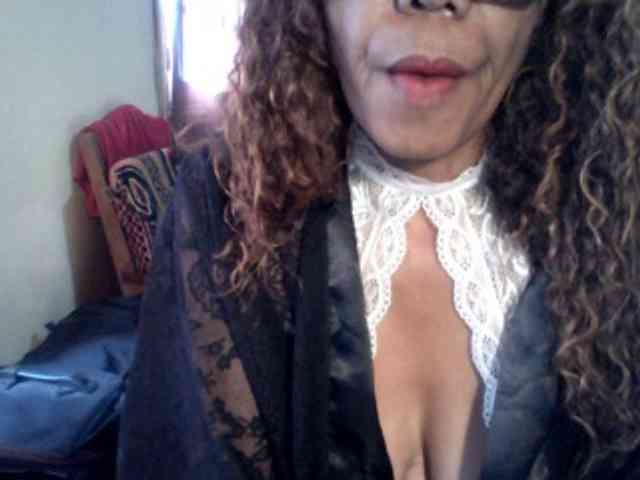 Famelapine webcam
