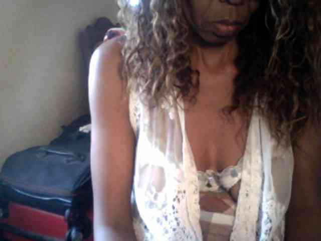 Famelapine webcam