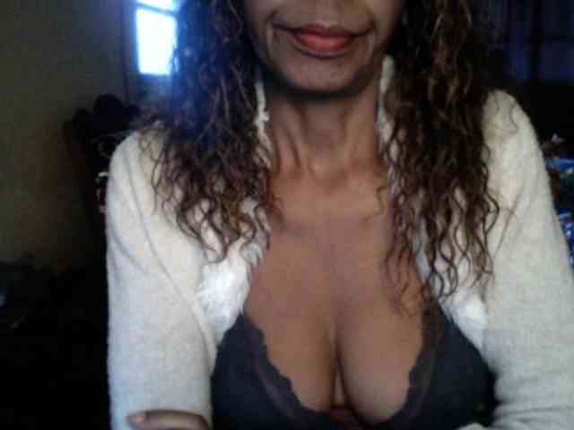 Famelapine webcam