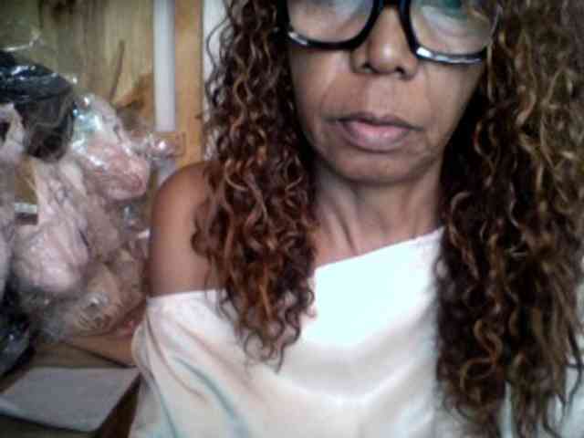 Famelapine webcam