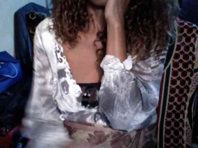 Famelapine Live Webcam on BongaCams