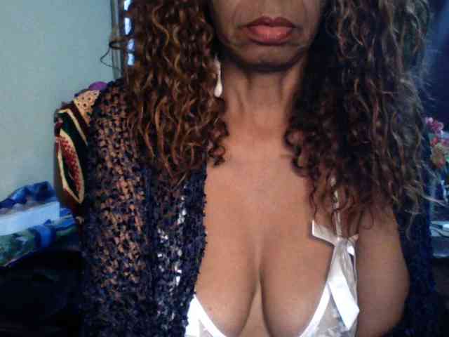 Famelapine webcam