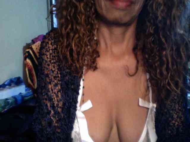 Famelapine webcam