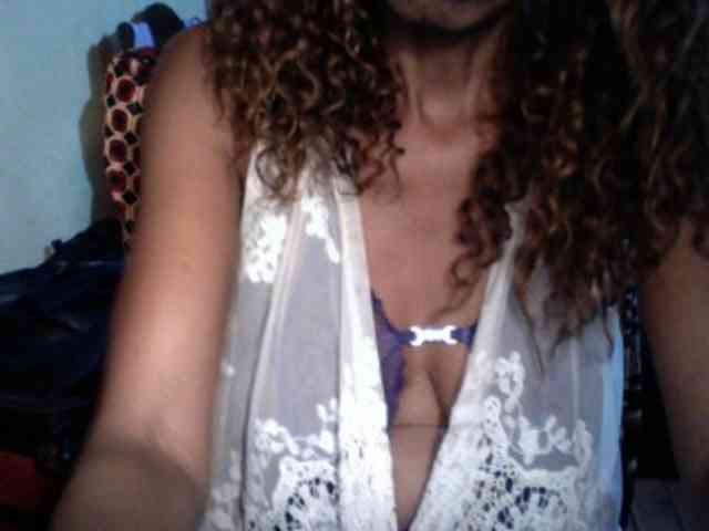 Famelapine webcam