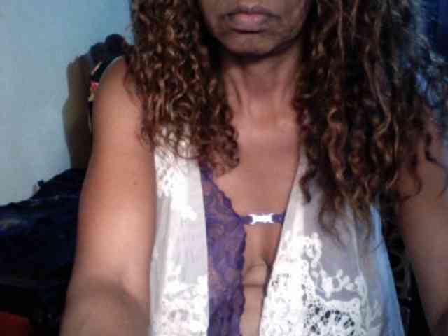 Famelapine webcam