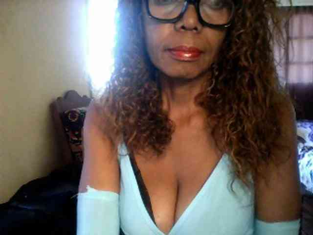 Famelapine webcam