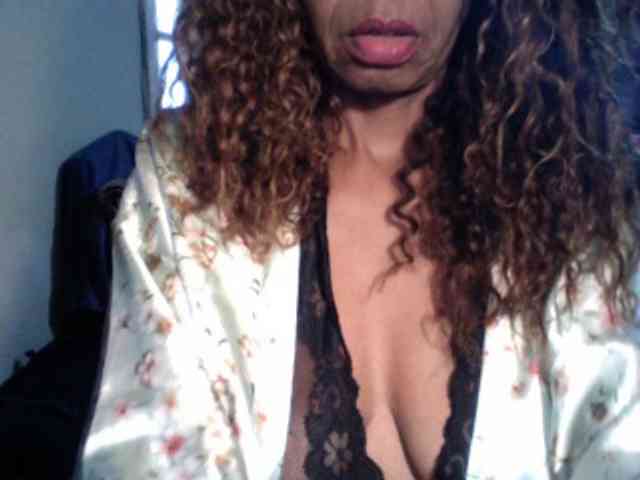 Famelapine webcam
