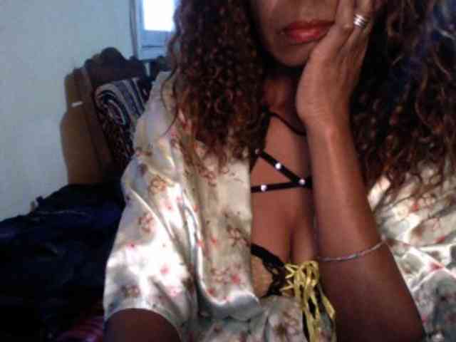 Famelapine webcam
