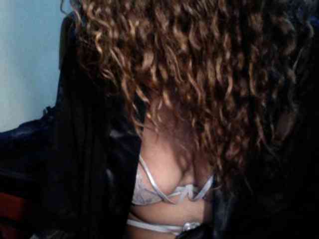 Famelapine webcam