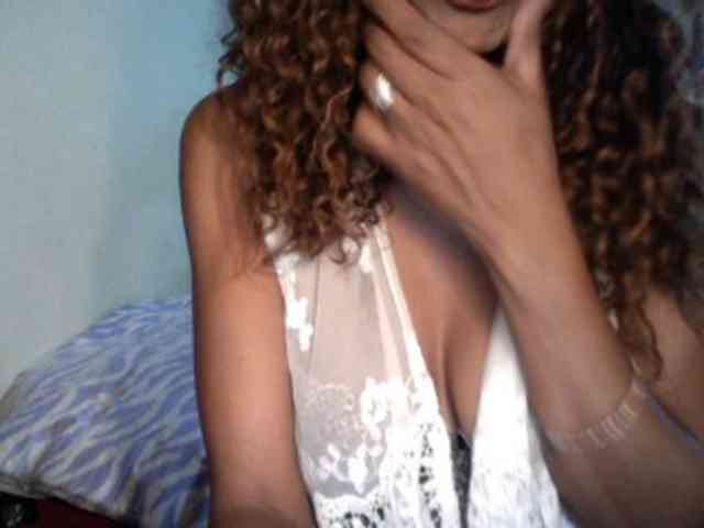 Famelapine webcam