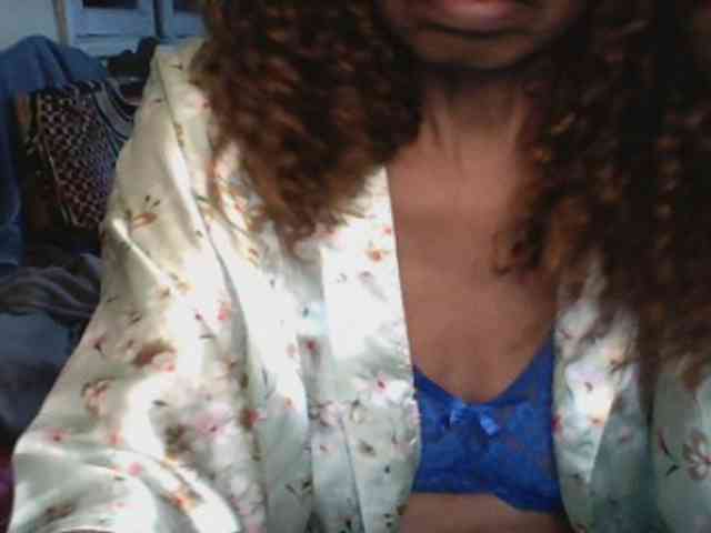 Famelapine webcam