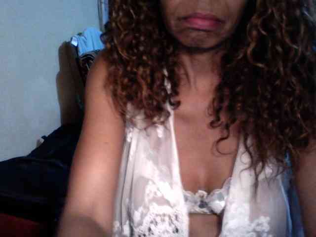 Famelapine webcam