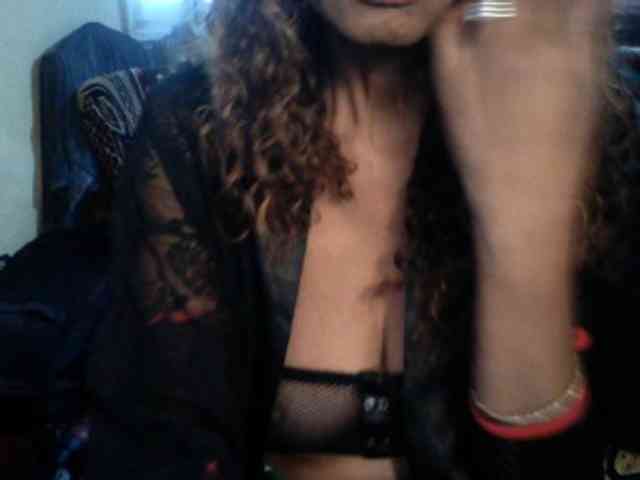 Famelapine webcam