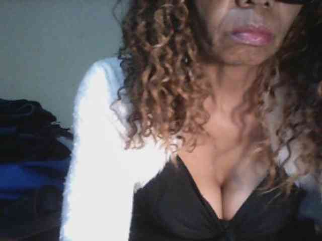 Famelapine webcam