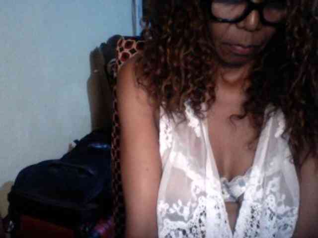 Famelapine webcam