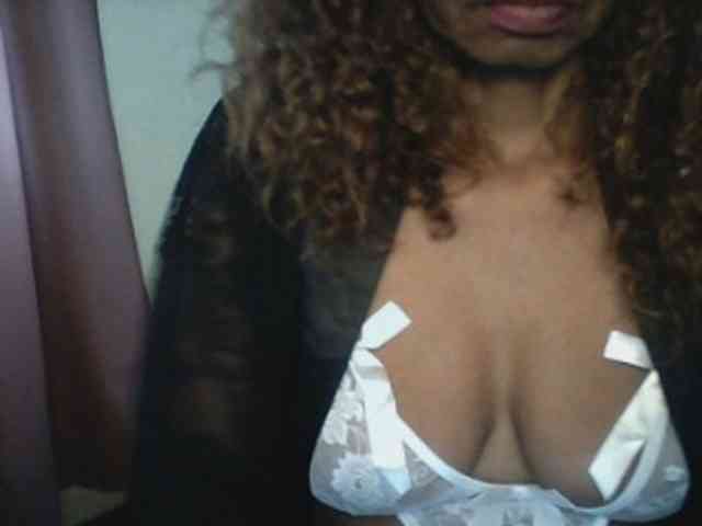 Famelapine webcam