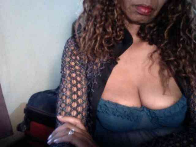 Famelapine webcam
